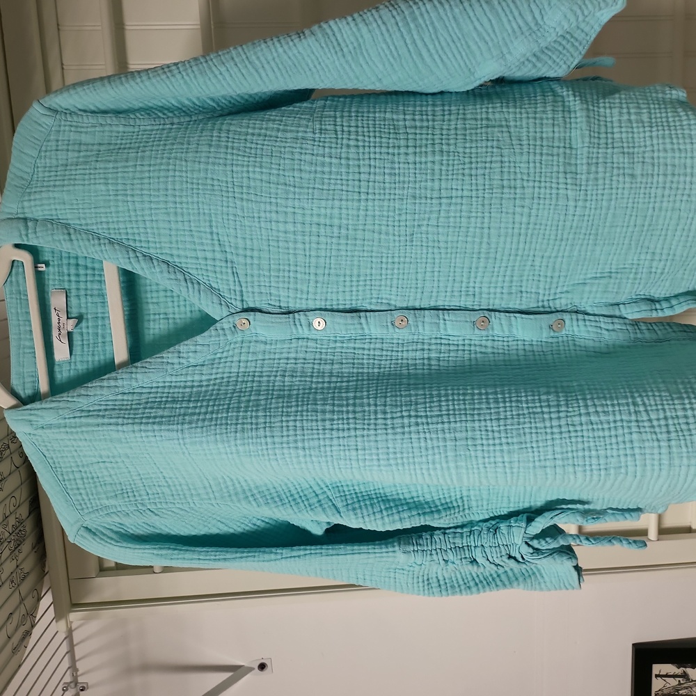 Foxcroft size large cotton gauze button front blouse